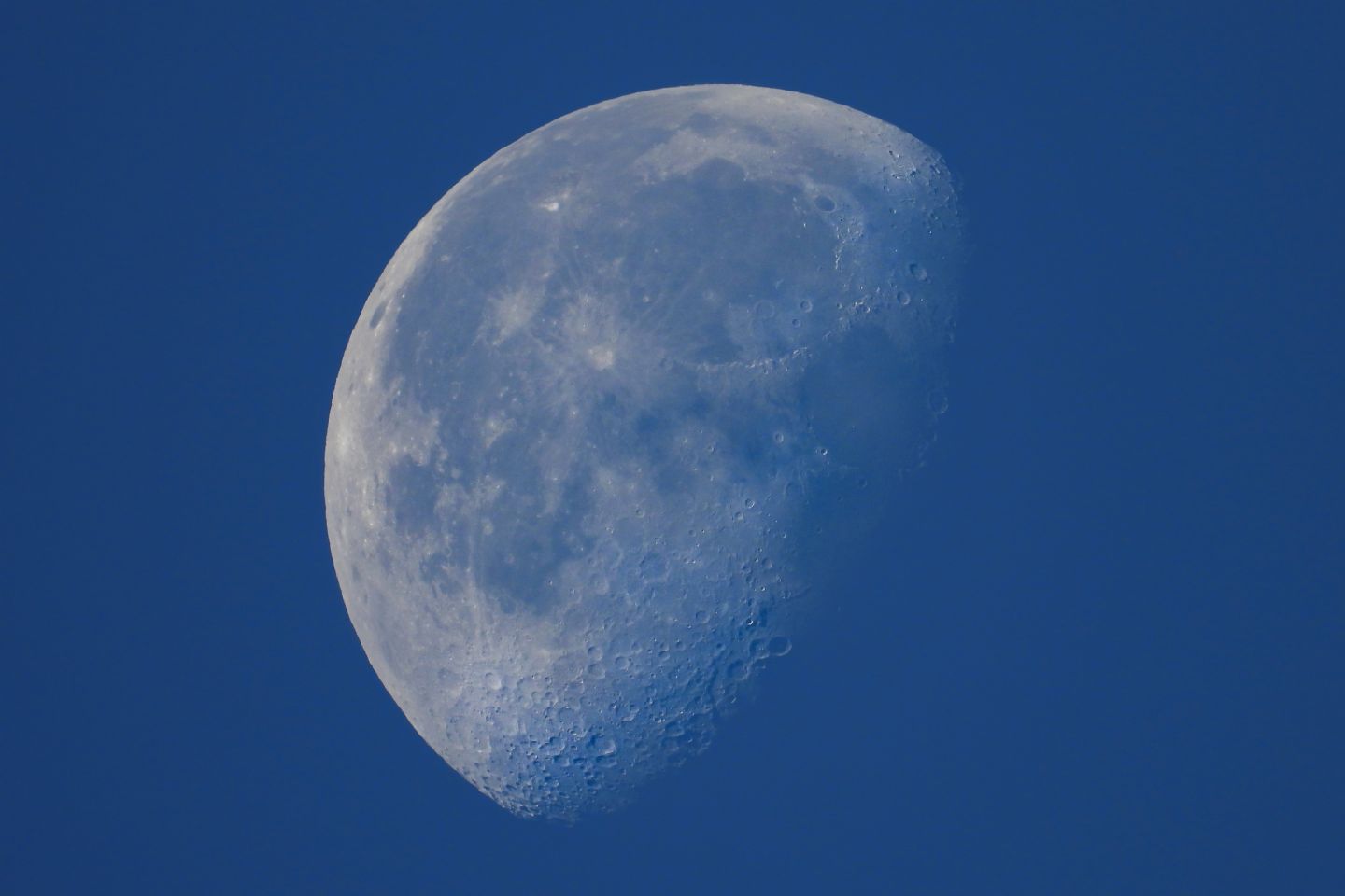 Luna (8 e 9 luglio 2023)